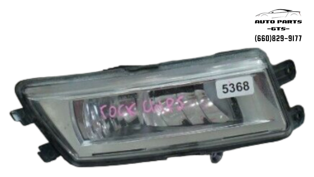 2014-2015 VOLKSWAGEN PASSAT FRONT RIGHT PASSENGER SIDE BUMPER FOG LIGHT LAMP OEM