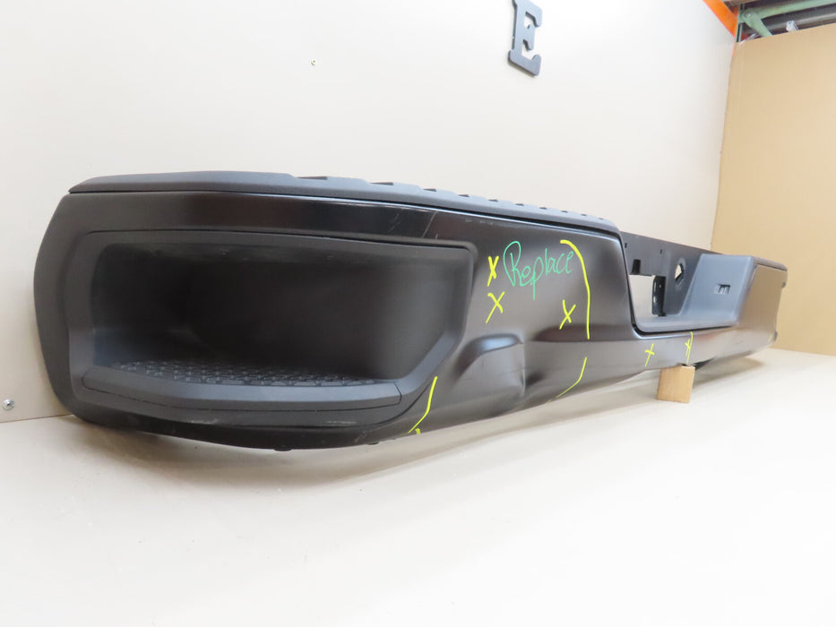 2019-2021 CHEVROLET/GMC SILVERADO-SIERRA 1500 REAR METAL BUMPER OEM 86817939