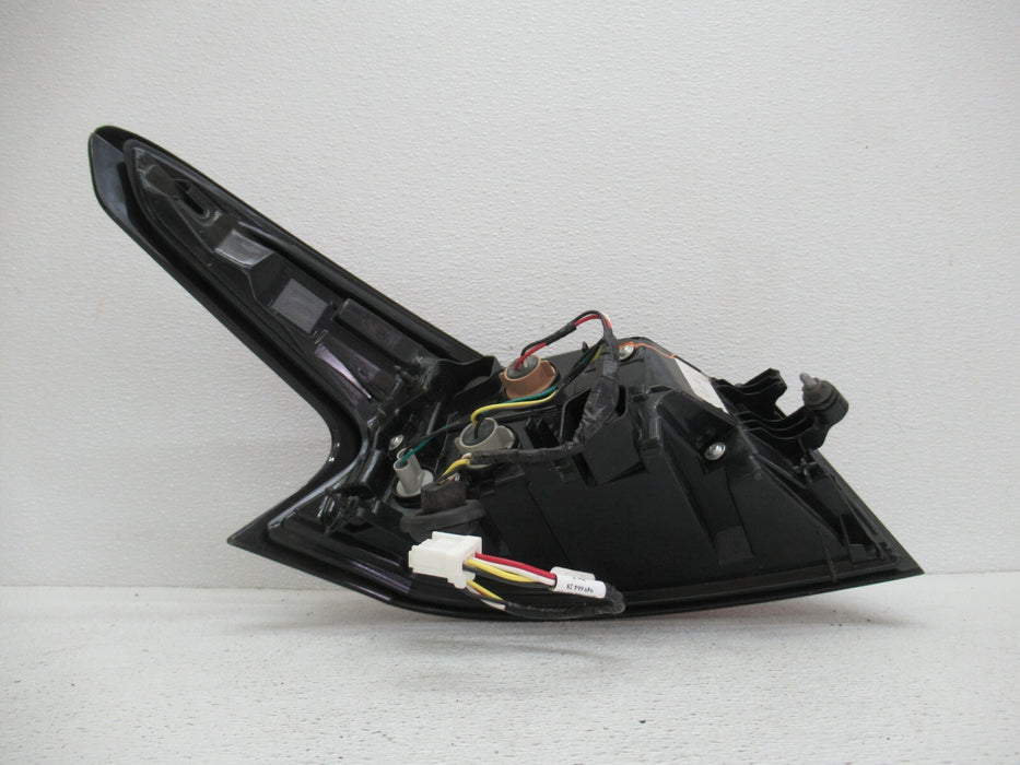 2019-2021 NISSAN ALTIMA REAR RIGHT PASSENGER SIDE TAIL LIGHT STOP BRAKE LAMP OEM