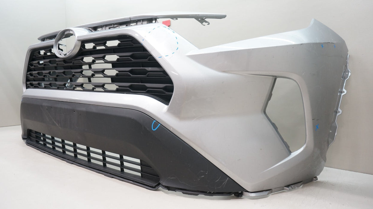 2019-2021 TOYOTA RAV4 FRONT BUMPER COVER PANEL WITH GRILLE OEM