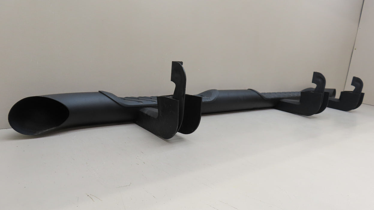 2019-2023 CHEVROLET SILVERADO 1500 CREW CAB LEFT RUNNING BOARD STEP OEM 84067175
