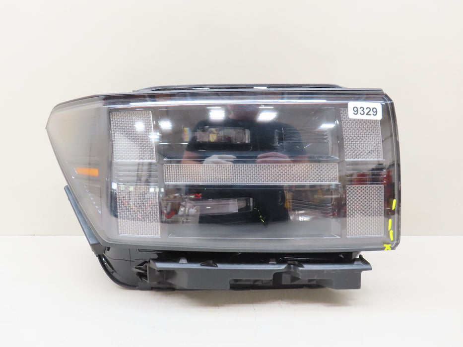 2024-2025 HYUNDAI SANTA FE RIGHT PASSENGER LED HEADLIGHT OEM 9329