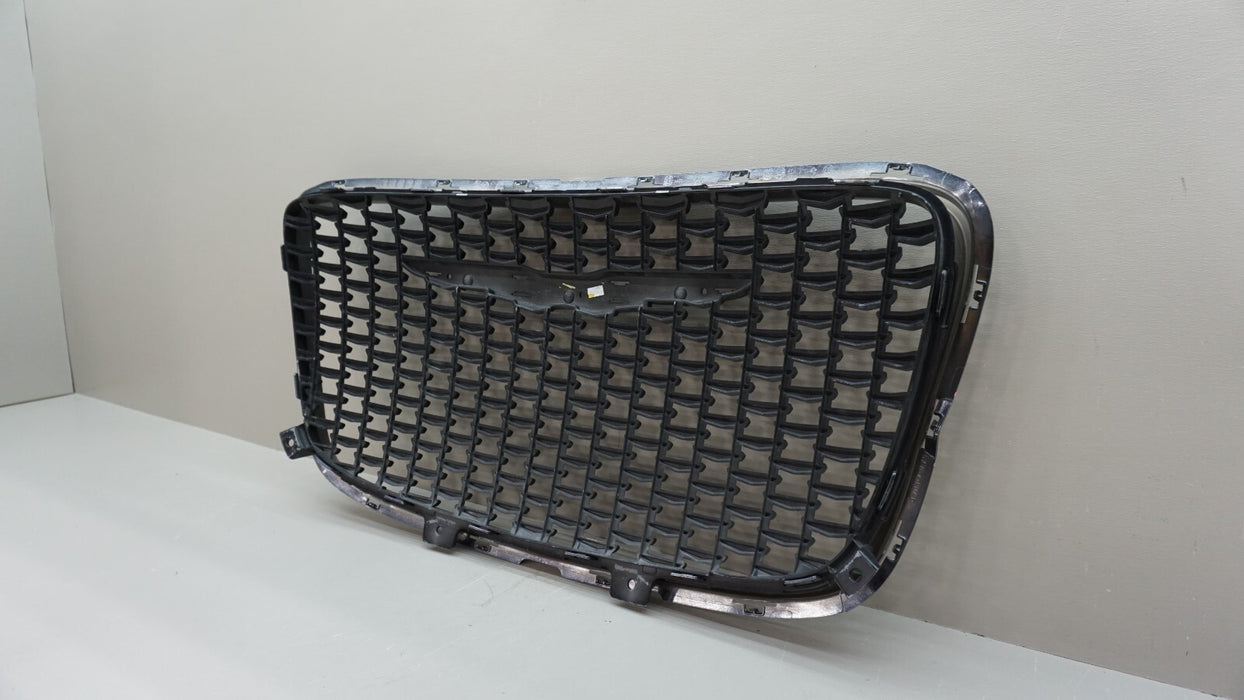 2015-2023 CHRYSLER 300 FRONT MAIN GRILLE 63F46TRMAB OEM