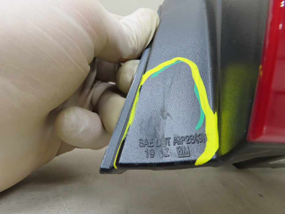 2019-2022 CHEVROLET MALIBU REAR RIGHT PASSENGER OUTER TAIL LIGHT LED OEM