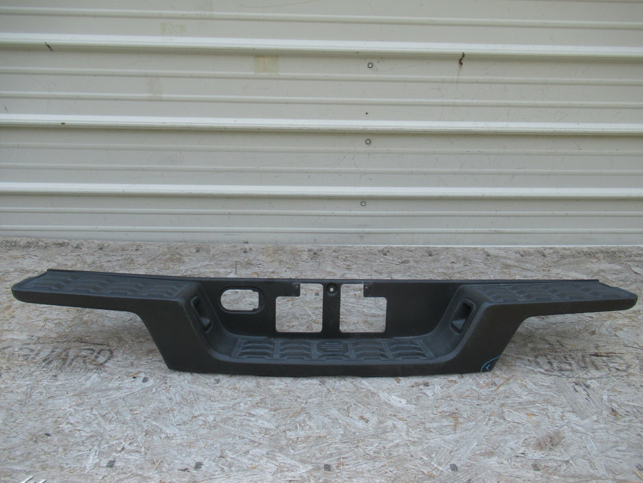 2016-2020 TOYOTA TACOMA REAR BUMPER STEP PAD PANEL SUPPORT PLATE 52461-04020 OEM