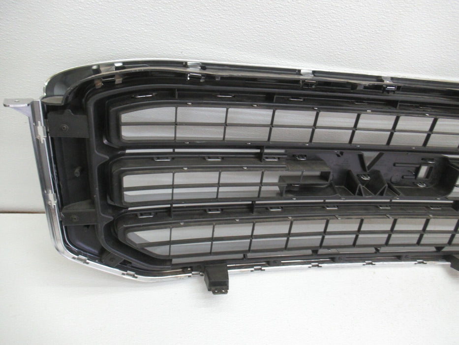 2015-2020 GMC YUKON XL FRONT BUMPER UPPER GRILLE GRILL CHROME PANEL 84722258 OEM