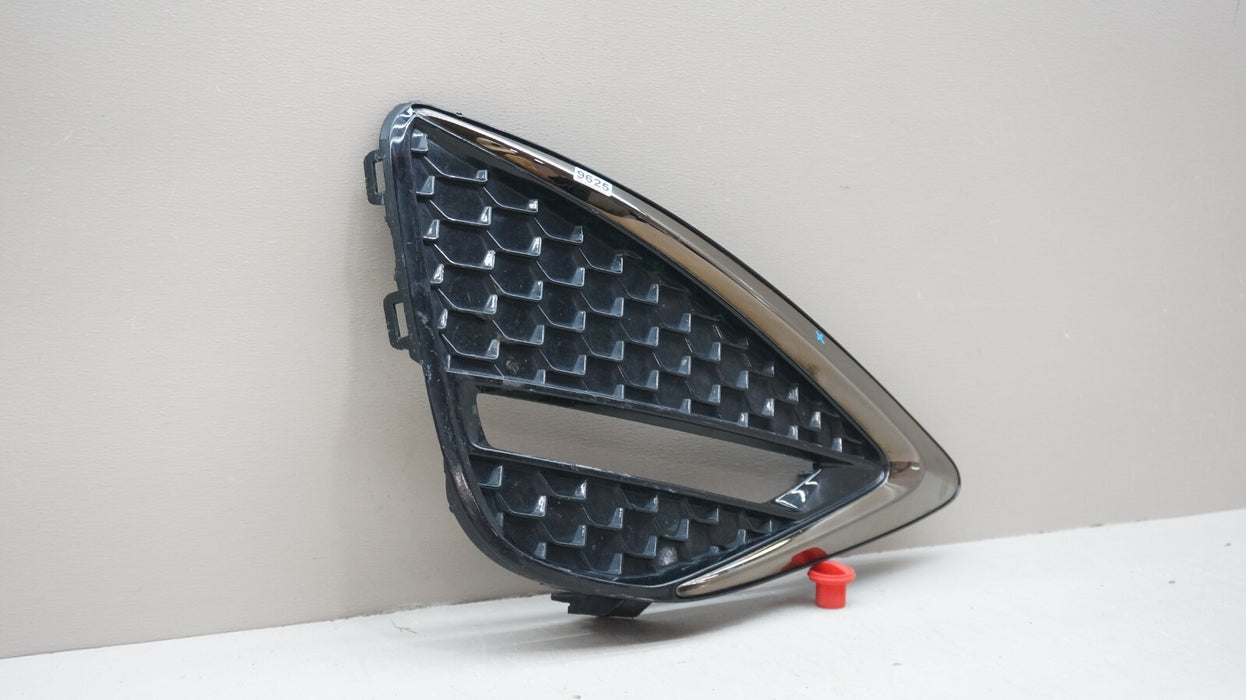 2019-2022 ACURA ILX FRONT RIGHT SIDE FOG LIGHT TRIM COVER OEM 71107-T3R-A3