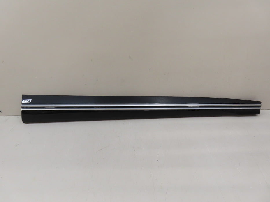 2022-2024 KIA EV6 FRONT RIGHT PASSENGER SIDE DOOR TRIM GARNISH OEM