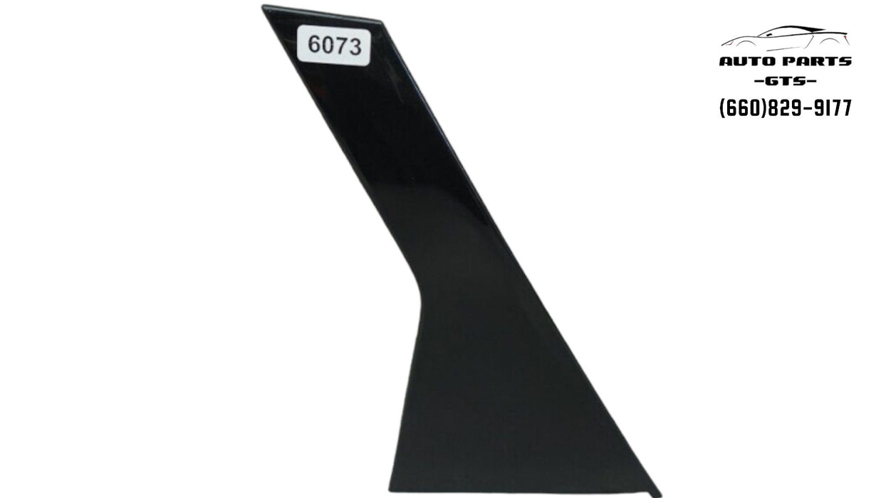 2022-2023 HYUNDAI TUCSON REAR DOOR TRIM BLACK 83270-CW010 OEM 22 23