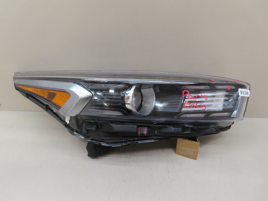 2022-2024 KIA FORTE FRONT RIGHT PASSENGER HEADLIGHT OEM PARTS ONLY 9338