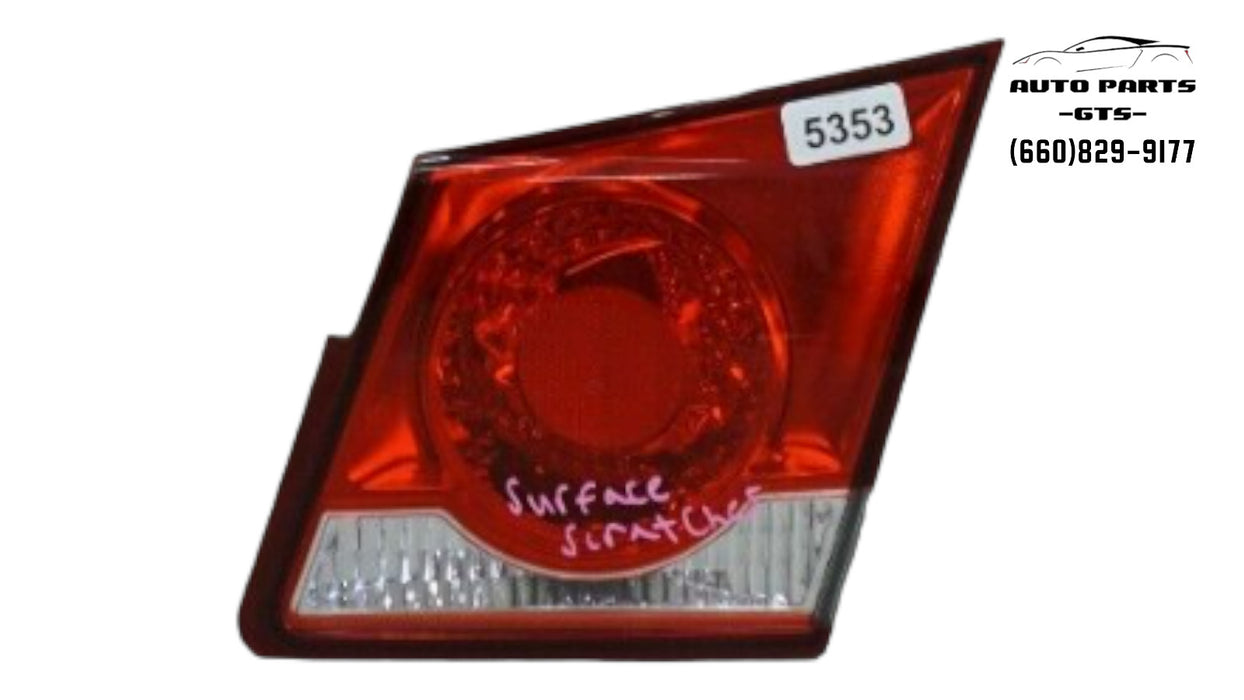 2011-2015 CHEVROLET CRUZE REAR RIGHT PASSENGER SIDE INNER TAIL LIGHT LAMP OEM