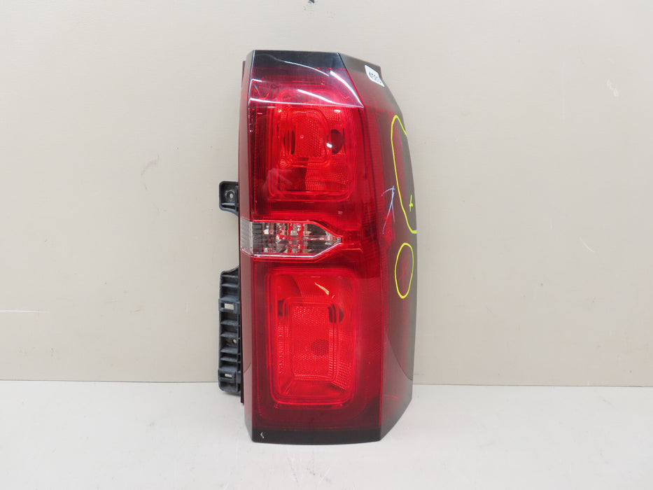 2015-2020 CHEVROLET SUBURBAN TAHOE RIGHT REAR PASSENGER TAIL LIGHT OEM