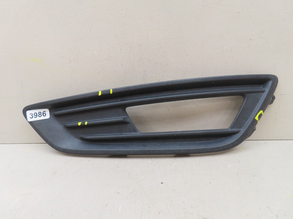 2015-2018 FORD FOCUS SEDAN FRONT LEFT BUMPER FOG LIGHT BEZEL OEM F1EB-15A299-AA