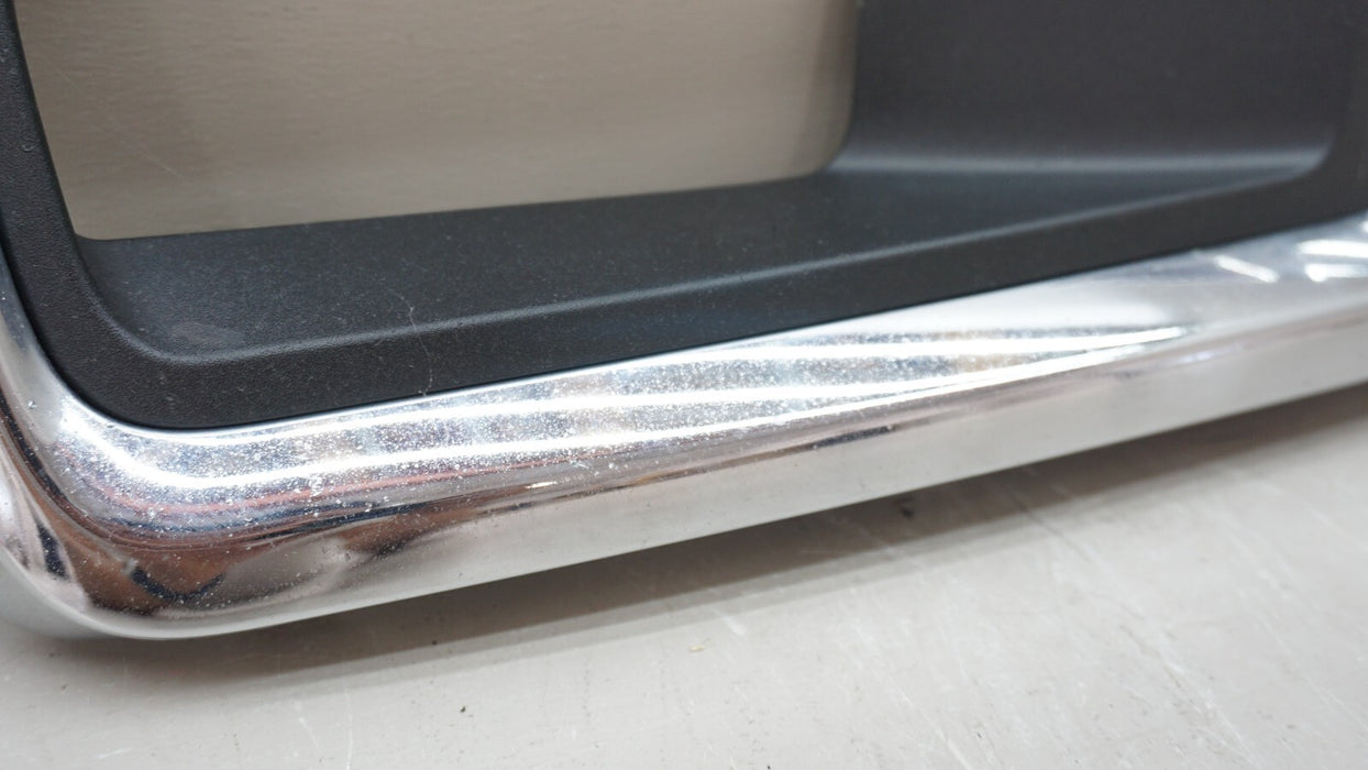 2015-2020 GMC YUKON FRONT RIGHT PASSENGER SIDE FOG LAMP BEZEL TRIM OEM 22936427