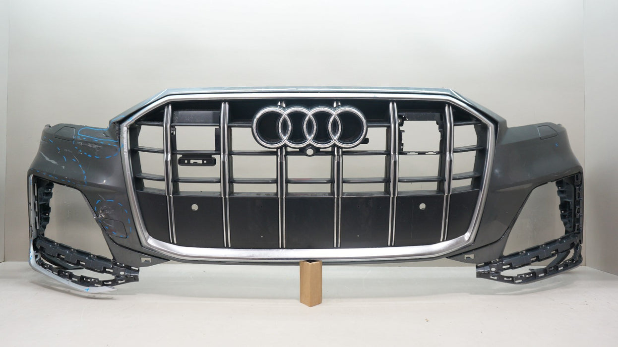 2020-2022 AUDI Q7 FRONT BUMPER COVER PANEL WITH GRILLE OEM
