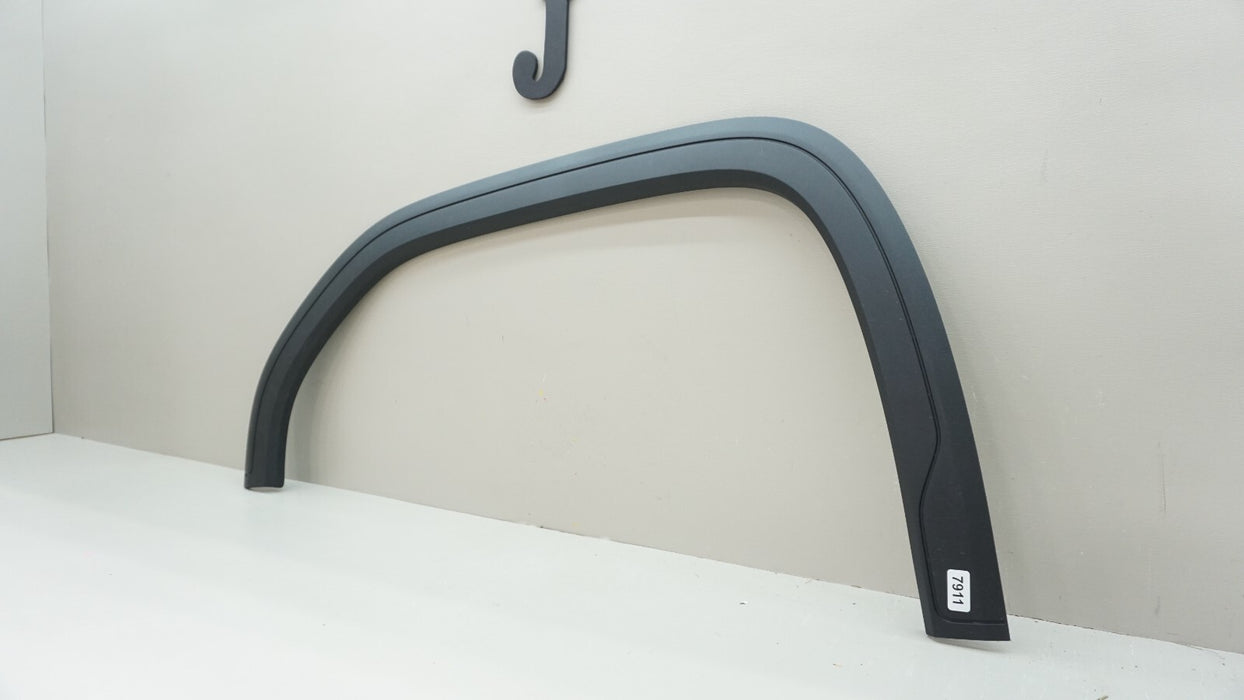 2019-2023 GMC SIERRA 1500 FRONT RIGHT SIDE FENDER FLARE MOLDING OEM 962772104