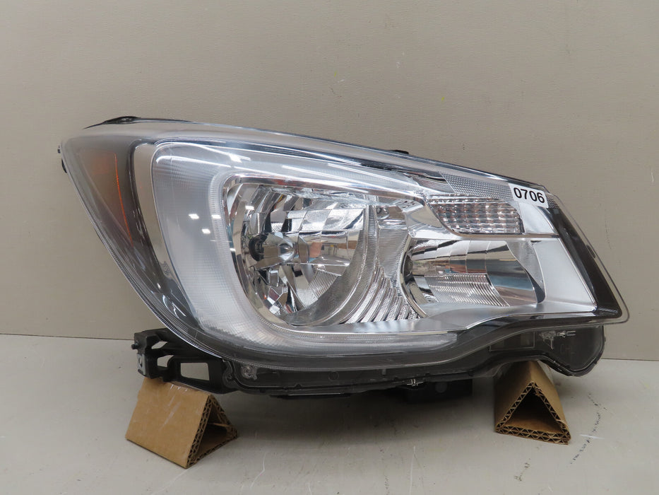 2017 2018 SUBARU FORESTER FRONT RIGHT PASSENGER HALOGEN HEADLIGHT W/LED OEM