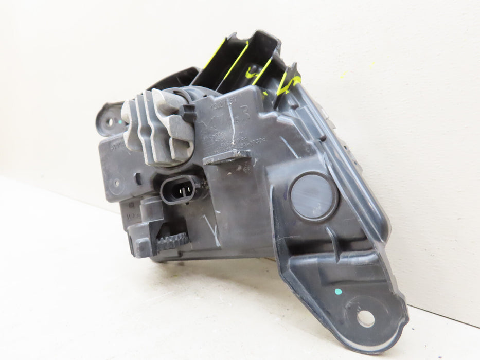 2019-2022 CHEVROLET SILVERADO 1500 FRONT RH FOG LIGHT OEM