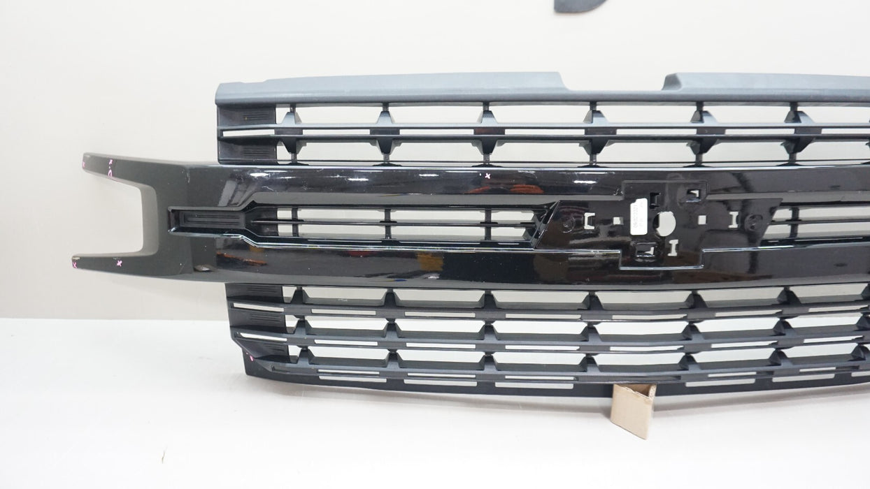 2019-2021 CHEVROLET SILVERADO 1500 FRONT CENTER GRILLE GRILL OEM 84128450