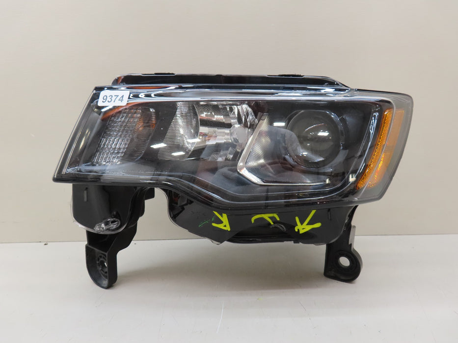 2017-2021 JEEP GRAND CHEROKEE FRONT LEFT DRIVER SIDE HEADLIGHT HALOGEN OEM 9374
