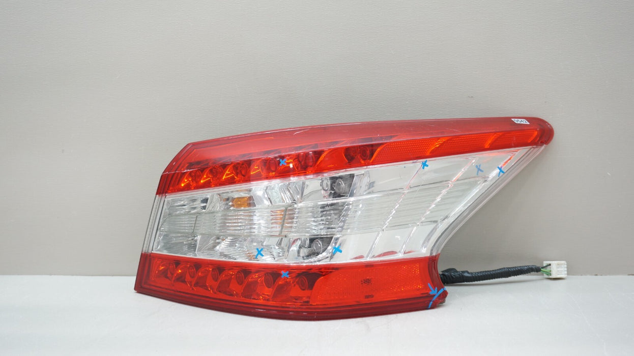 2013-2015 NISSAN SENTRA REAR RIGHT PASSENGER SIDE OUTER TAIL LIGHT OEM