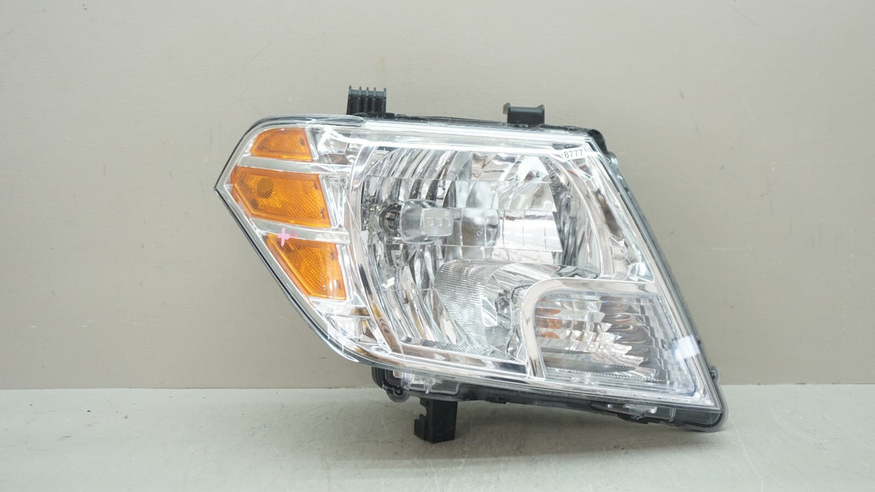 2009-2021 NISSAN FRONTIER FRONT RIGHT PASSENGER SIDE HEADLIGHT OEM