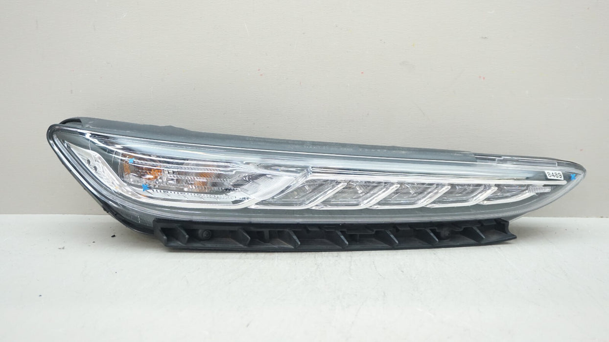 2018-2021 HYUNDAI KONA FRONT RIGHT PASSENGER SIDE DAYTIME RUNNING LIGHT OEM