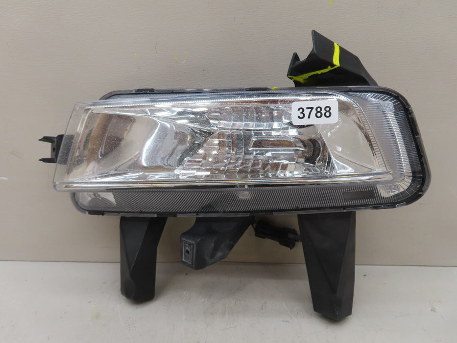 2014 2015 2016 BUICK LACROSSE FRONT LEFT DRIVER RUNNING LIGHT OEM 09011863