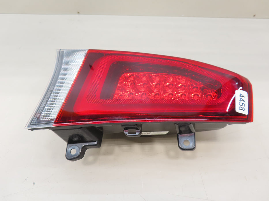 2015-2023 CHRYSLER 300 SRT LEFT DRIVER SIDE TAIL LIGHT OEM 68400331AA