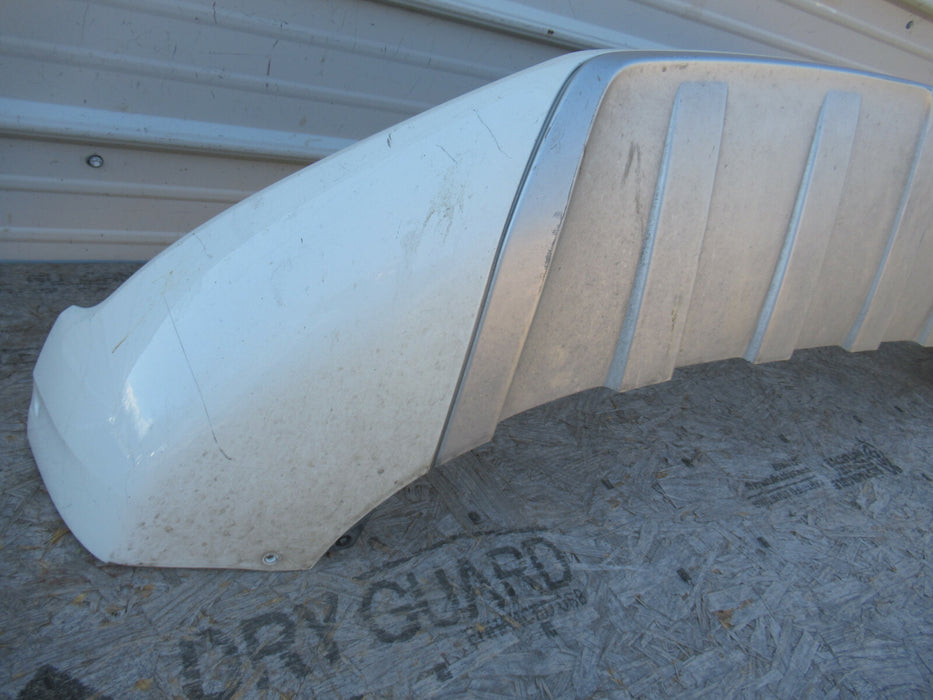 2016 2017 2018 2019 BENTLEY BENTAYGA BY636 FRONT LOWER BUMPER COVER OEM