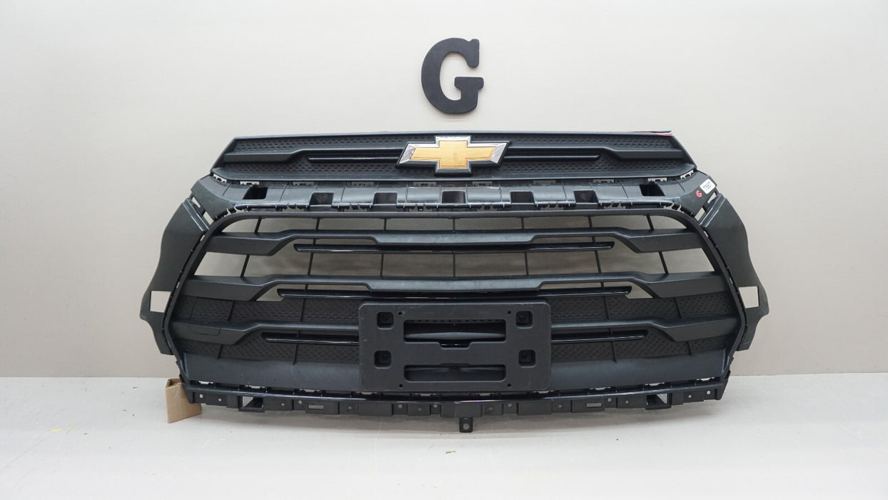 2021-2022 CHEVROLET TAHOE FRONT RADIATOR GRILLE GRILL OEM 42756111