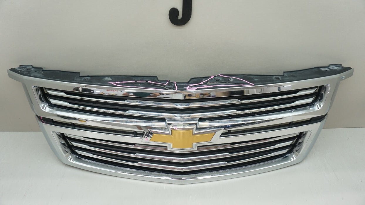 2015-2020 CHEVROLET TAHOE FRONT BUMPER RADIATOR GRILLE GRILL 22936489 OEM