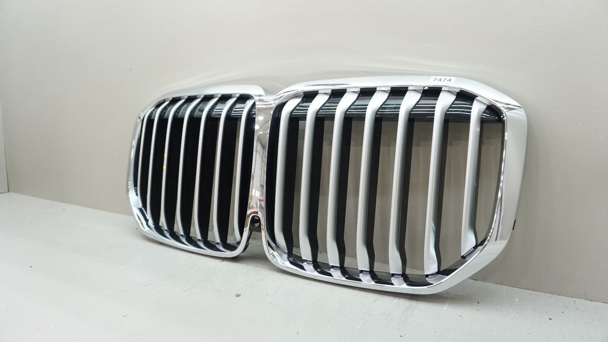 2019-2021 BMW X7 G07 FRONT CHROME UPPER RADIATOR GRILLE OEM 2454895