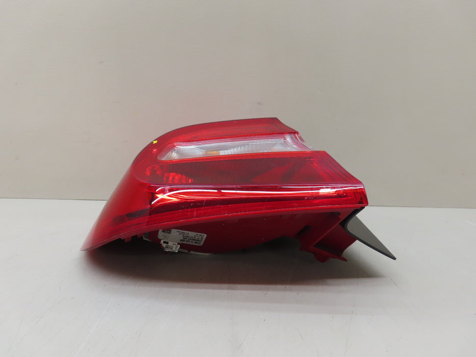 2015-2020 MERCEDES-BENZ GLA250 GLA 45 AMG REAR LEFT DRIVER SIDE TAIL LIGHT OEM