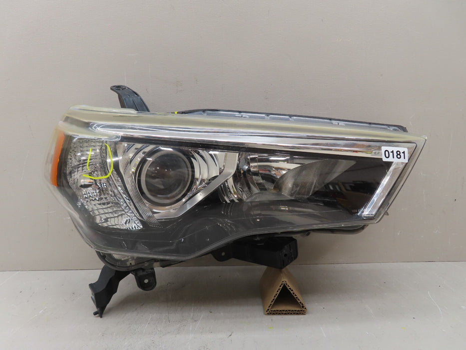 2014-2020 TOYOTA 4RUNNER FRONT RIGHT PASSENGER SIDE HEADLIGHT LAMP HALOGEN OEM