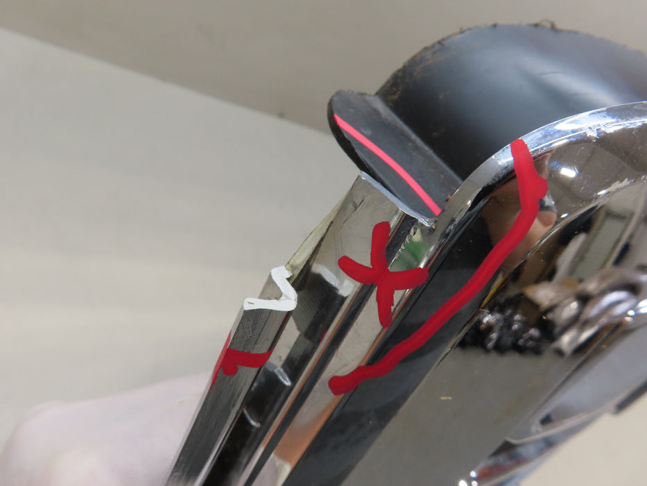 2015-2020 GMC YUKON FRONT UPPER GRILLE GRILL OEM