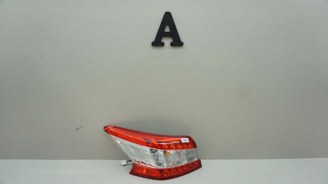 2013-2015 NISSAN SENTRA REAR LH LEFT DRIVER SIDE TAIL LIGHT OEM 166-60276L