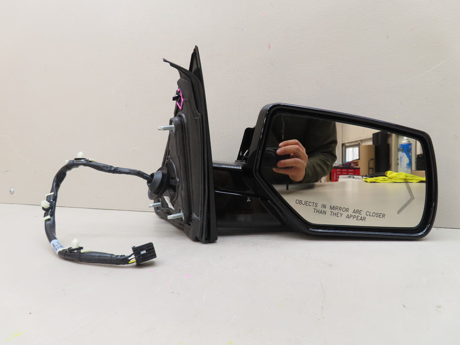 2019 2020 CHEVROLET/GMC TAHOE,SUBURBAN,YUKON XL RIGHT PASSENGER SIDE MIRROR OEM