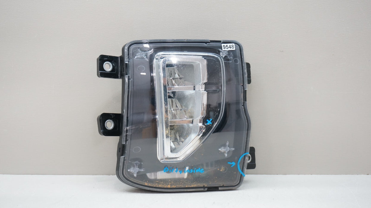 2016-2018 CHEVROLET SILVERADO 1500 FRONT RIGHT PASSENGER SIDE FOG LIGHT OEM