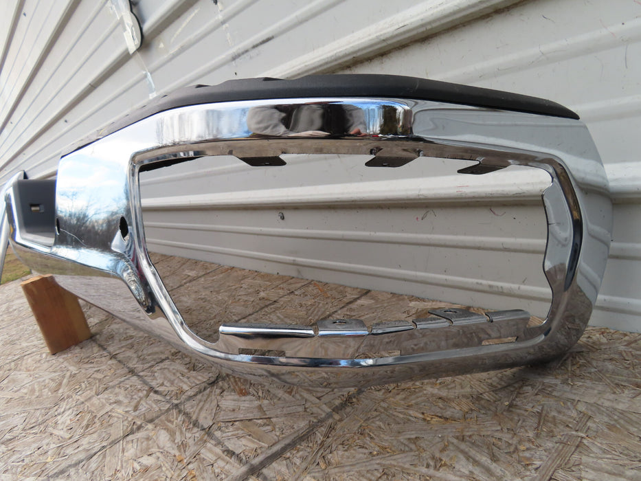 2019-2022 GMC/CHEVROLET SIERRA/SILVERADO 2500 3500 REAR BUMPER COVER OEM