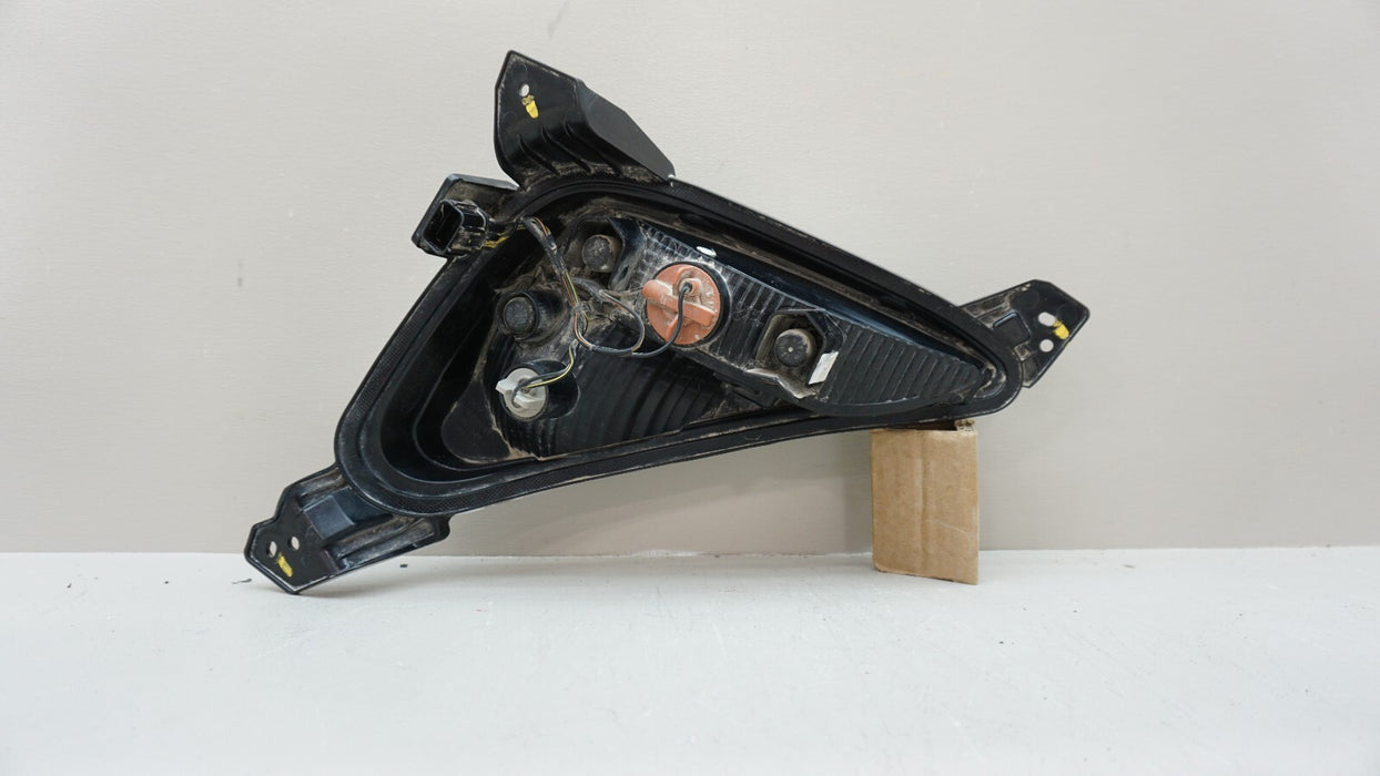 2019-2021 KIA FORTE REAR RIGHT PASSENGER SIDE TURN SIGNAL LIGHT OEM