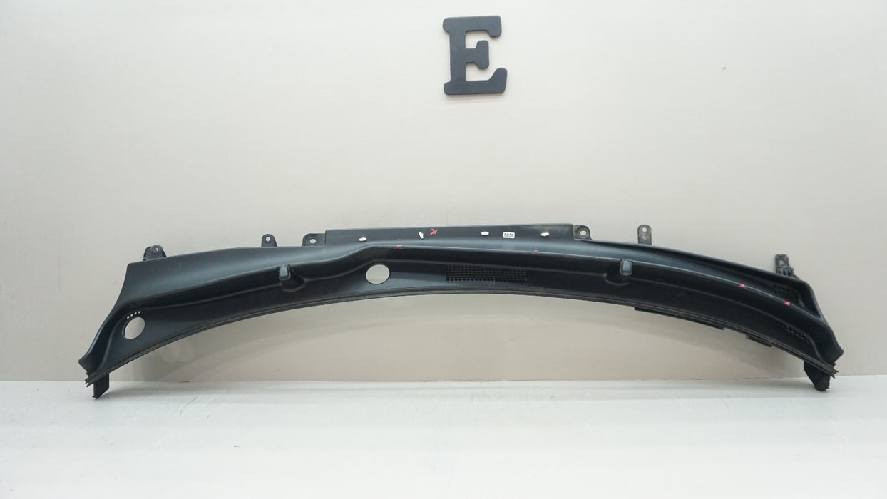 2018 - 2023 KIA STINGER FRONT WINDSHIELD COWL VENT COVER PANEL OEM 86150J5000