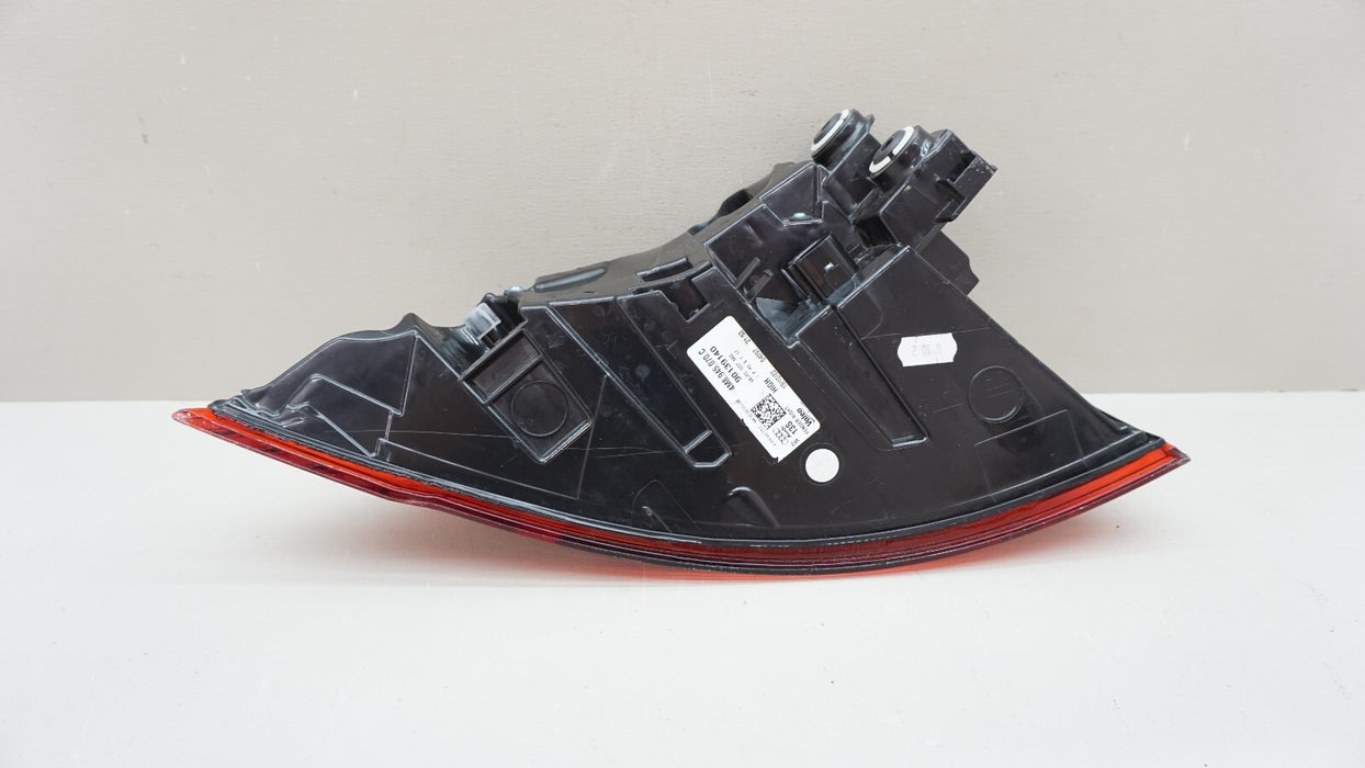 2019-2021 AUDI Q8 REAR RH RIGHT PASSENGER SIDE OUTER TAIKL LIGHT OEM