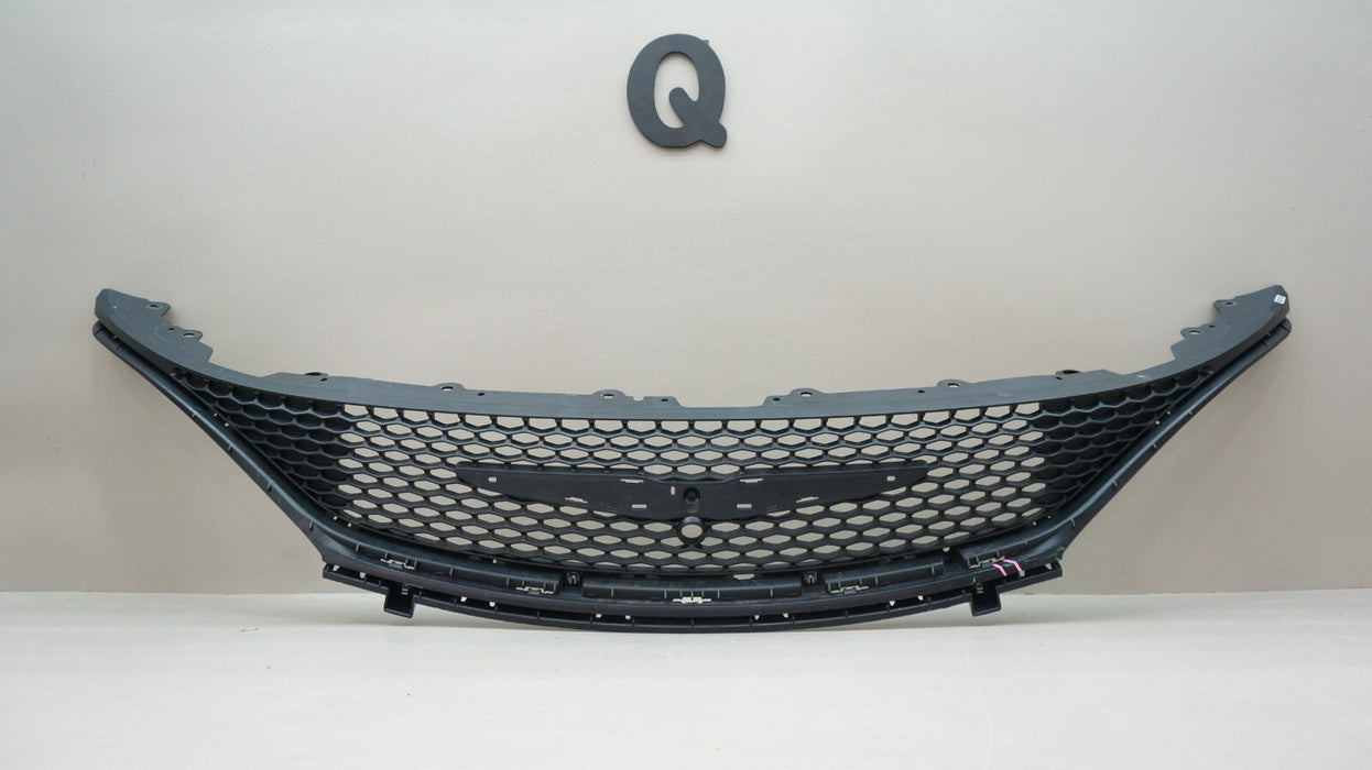 2017-2020 CHRYSLER PACIFICA FRONT UPPER BUMPER RADIATOR GRILLE OEM 68243485AC