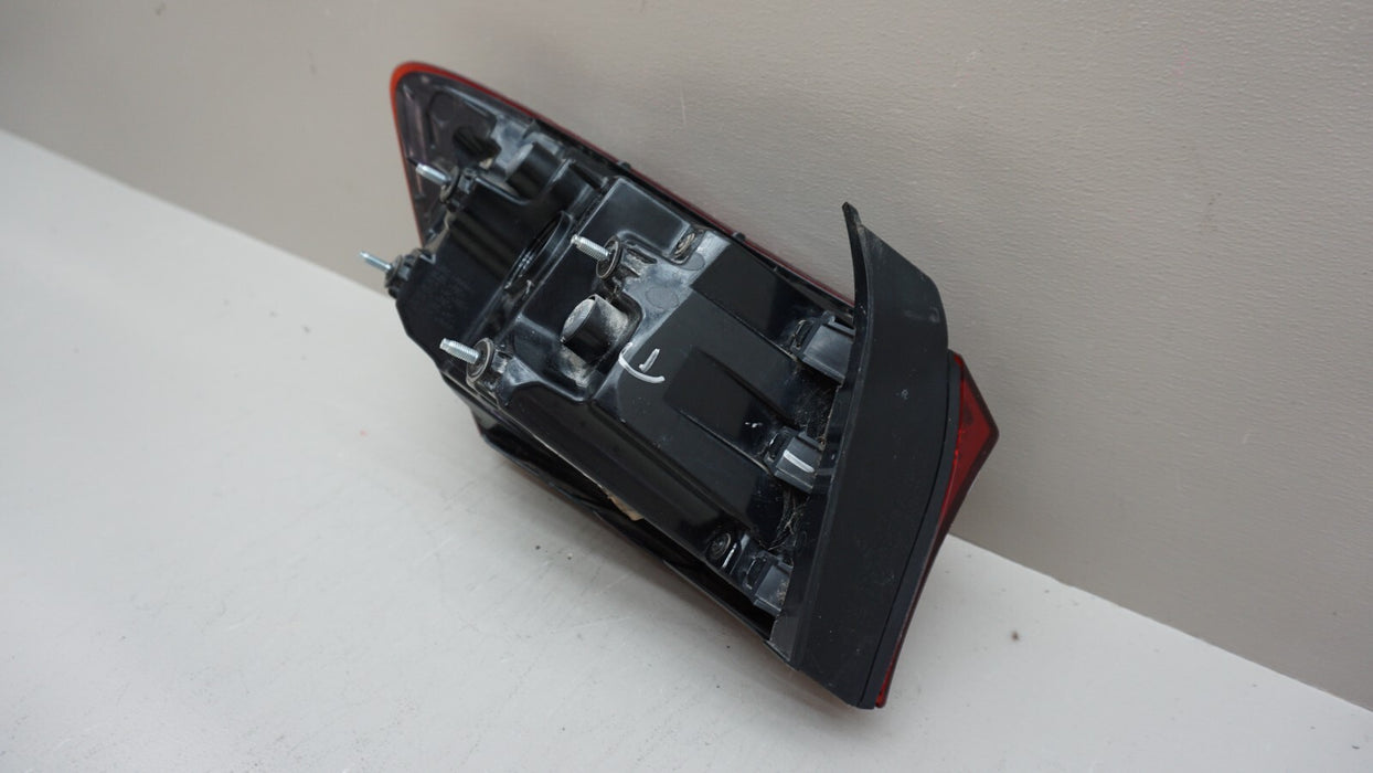 2019-2021 KIA FORTE REAR RIGHT OUTER PASSENGER SIDE TAIL LIGHT OEM 2020