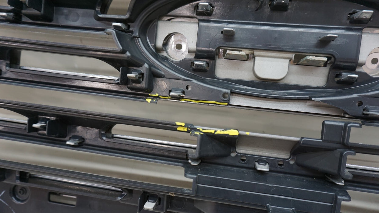 2019-2022 FORD EDGE FRONT MAIN GRILLE KT4B 8200 OEM 19 20 21 22