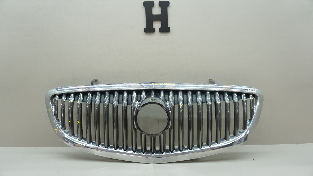 2008-2012 BUICK ENCLAVE FRONT CENTER RADIATOR GRILLE OEM 15297924