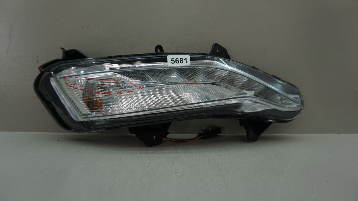 2019-2021 CHEVROLET MALIBU RIGHT PASSENGER TURN SIGNAL FOG LIGHT OEM 84843550