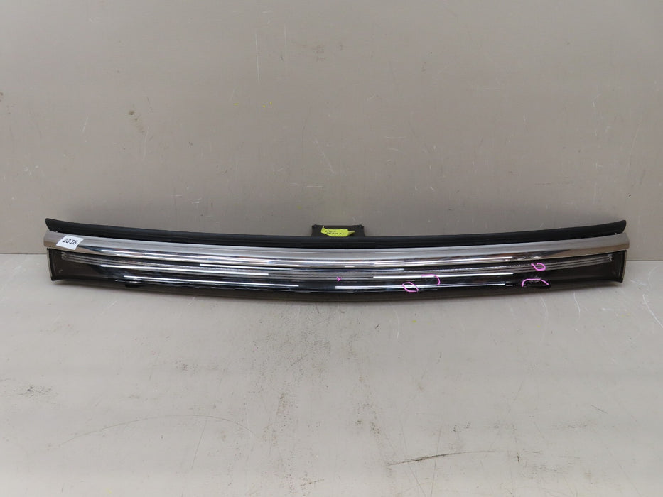 2022 2023 MERCEDES-BENZ EQS 580 FRONT CENTER LIGH BAR LED OEM