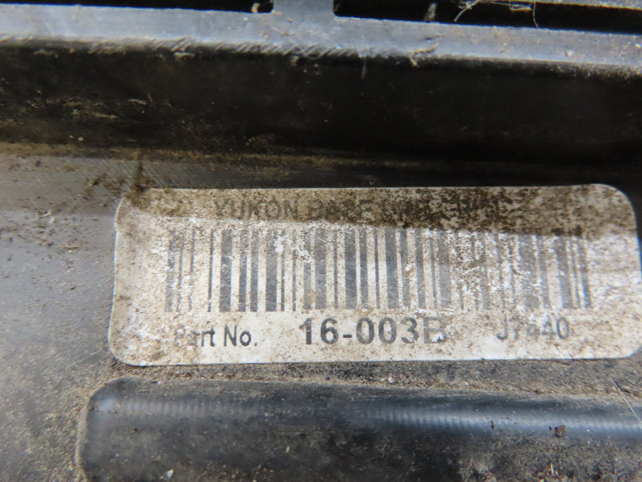 2015-2020 GMC YUKON FRONT UPPER GRILLE GRILL OEM